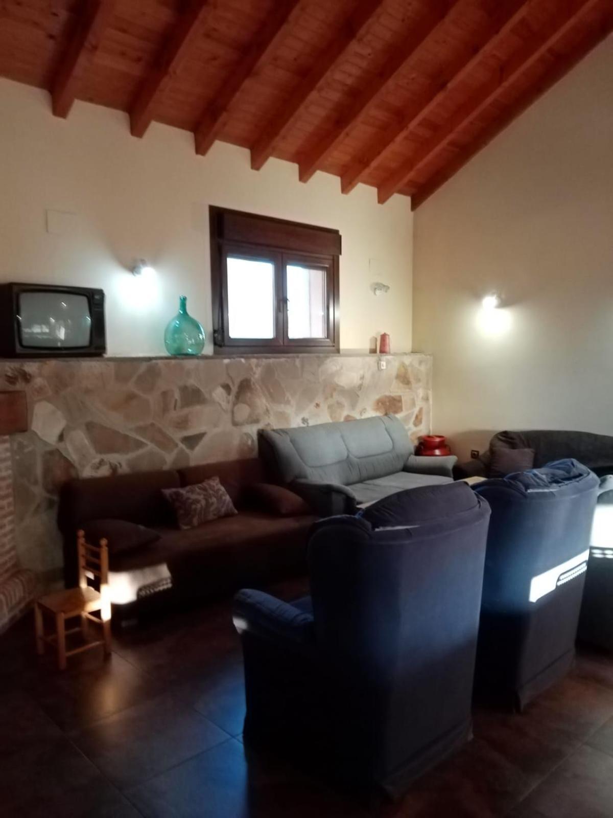 Higueras Y Olivos Villa Канделеда Екстериор снимка